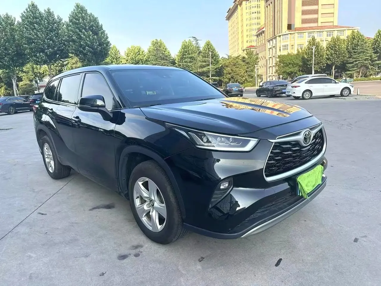 Toyota 2024 Highlander Dual Engine 2.5 Stepless Intelligent Electric Hybrid Two-Drive Elite Edition 5-seat Automatic Transmission 3
