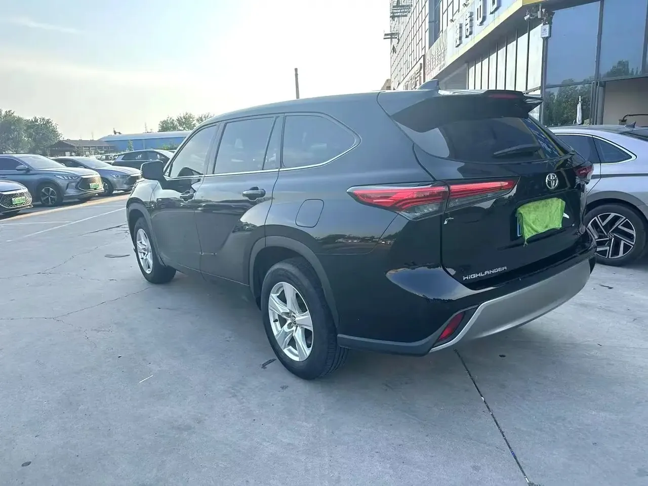 Toyota 2024 Highlander Dual Engine 2.5 Stepless Intelligent Electric Hybrid Two-Drive Elite Edition 5-seat Automatic Transmission 4