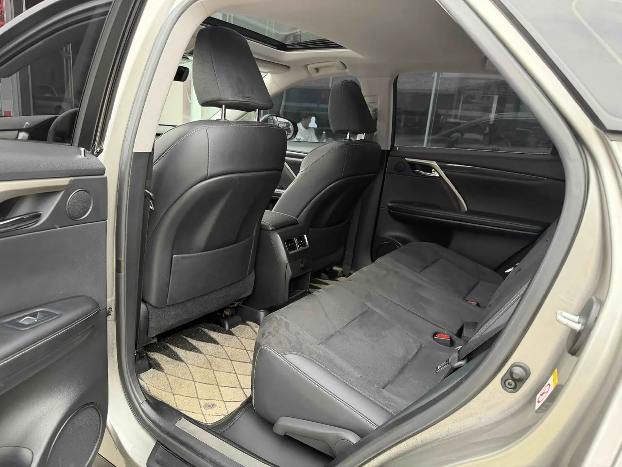 Открыть галерею: Lexus RX (Imported) 2020 RX300 2.0T Two-Drive Comfort Edition Automatic Gear
