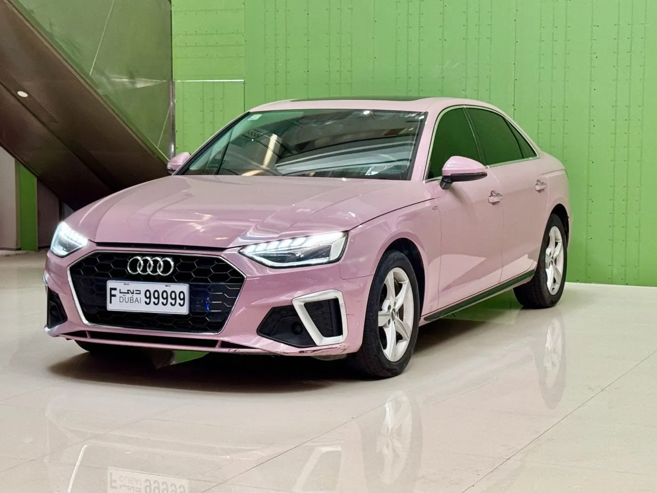 Открыть галерею: Audi 2020 A4L 2.0TFSI 35TFSI Fashion Dynamic Automatic