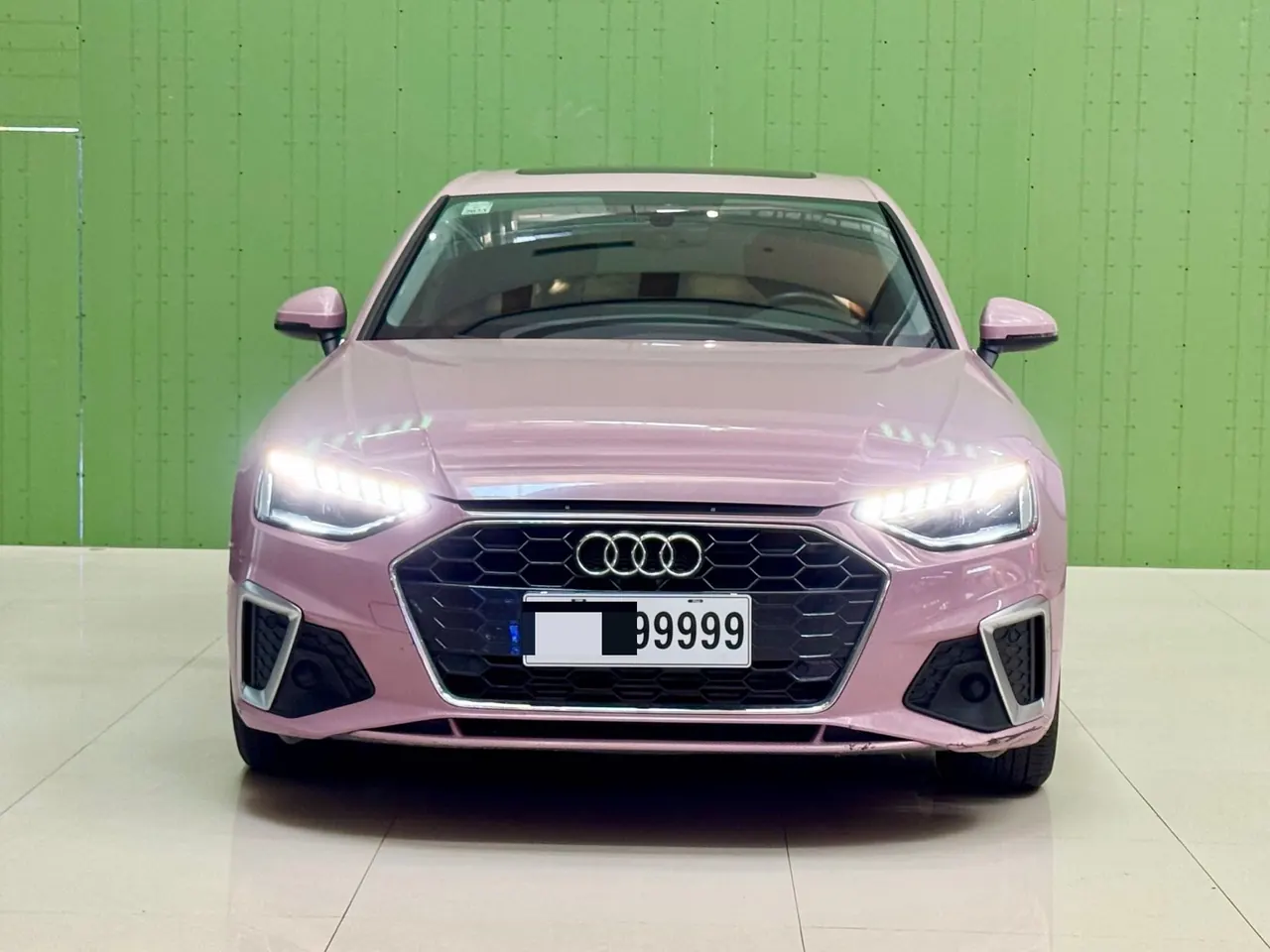 Audi 2020 A4L 2.0TFSI 35TFSI Fashion Dynamic Automatic 2