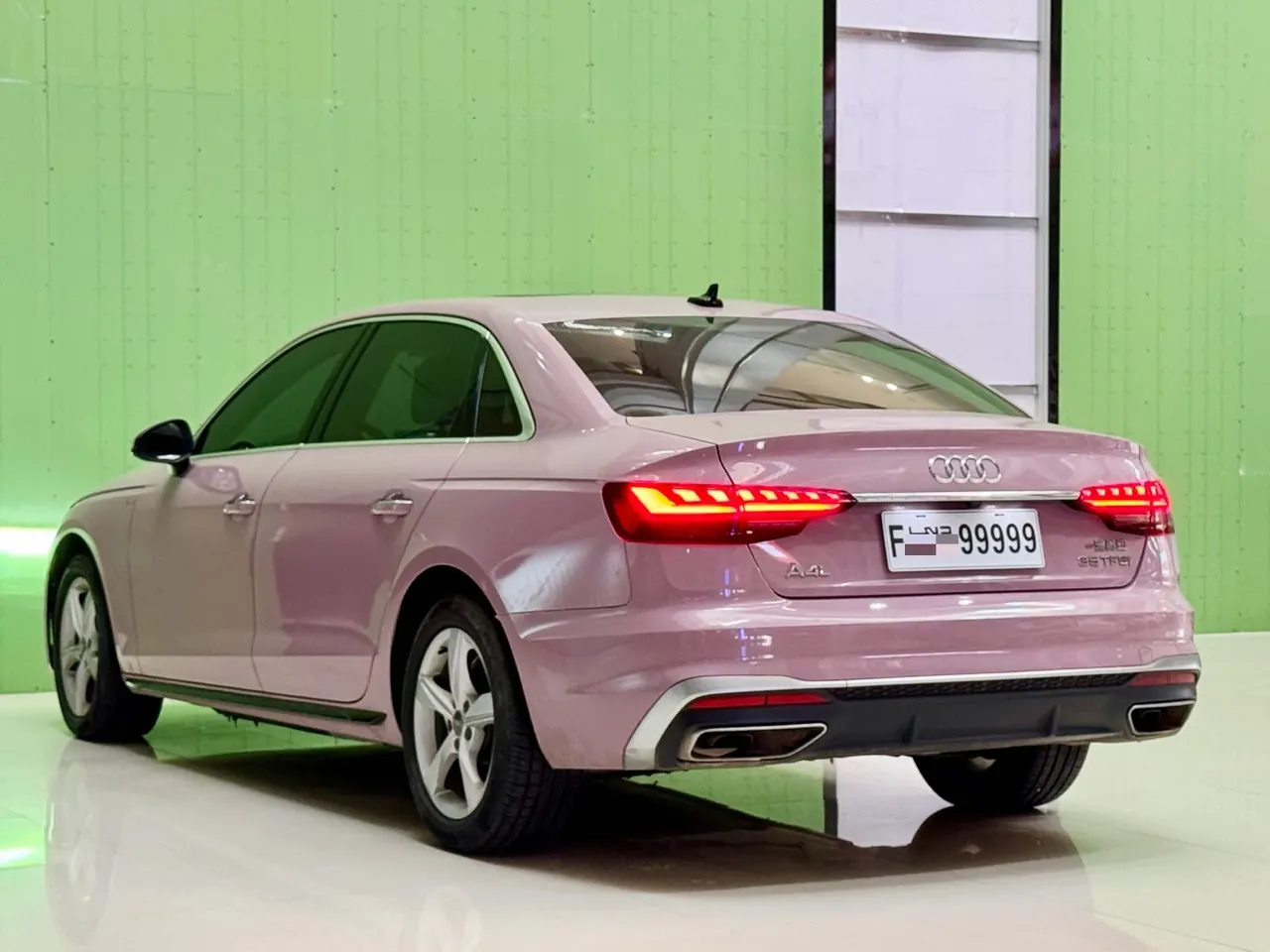 Audi 2020 A4L 2.0TFSI 35TFSI Fashion Dynamic Automatic 6