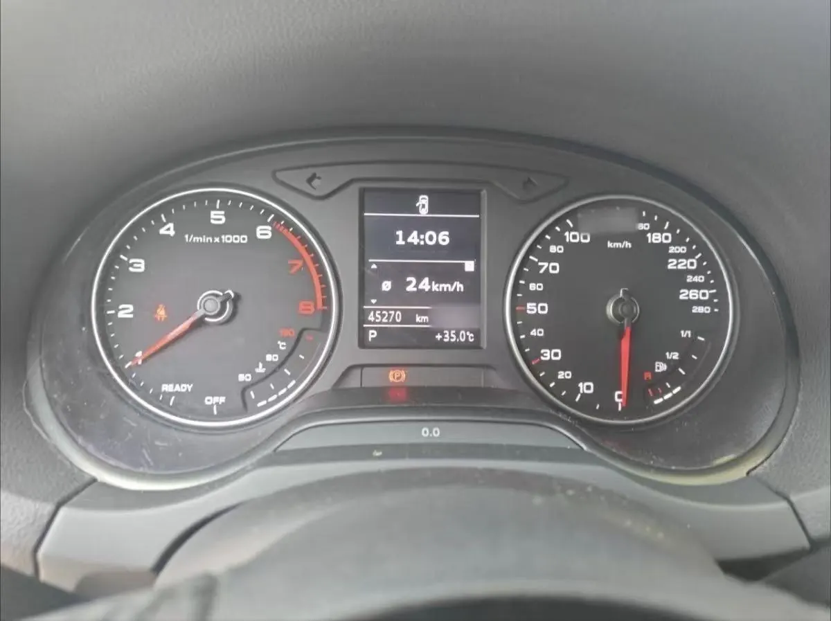 Audi 2020 A3 Sportback 1.4TFSI 35TFSI aggressive (modified) automatic gear 9