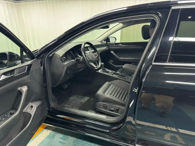 Volkswagen 2020 Magotan 2.0TSI 330TSI Leading Automatic 14