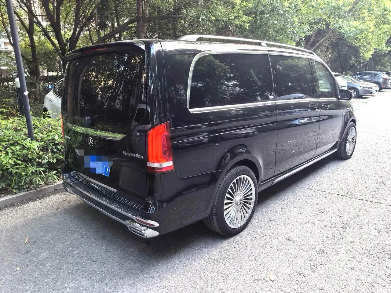 Mercedes Benz V 2022V 260 L 2.0T Deluxe Edition Automatic Gear 3
