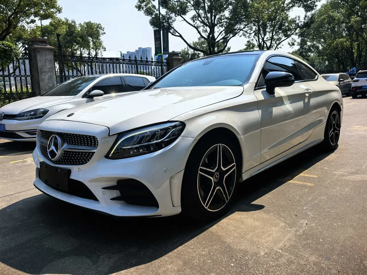 Открыть галерею: Mercedes Benz Class C (Imported) 2022 C 260 Coupe 48V 1.5T (Modified) Automatic Gear