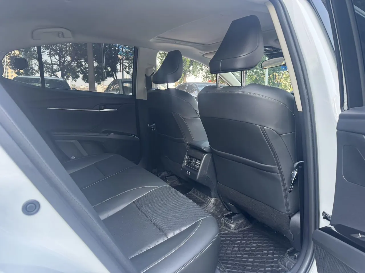 Toyota 2024 Camry 2.0GVP Stepless Deluxe Edition Automatic Transmission 5
