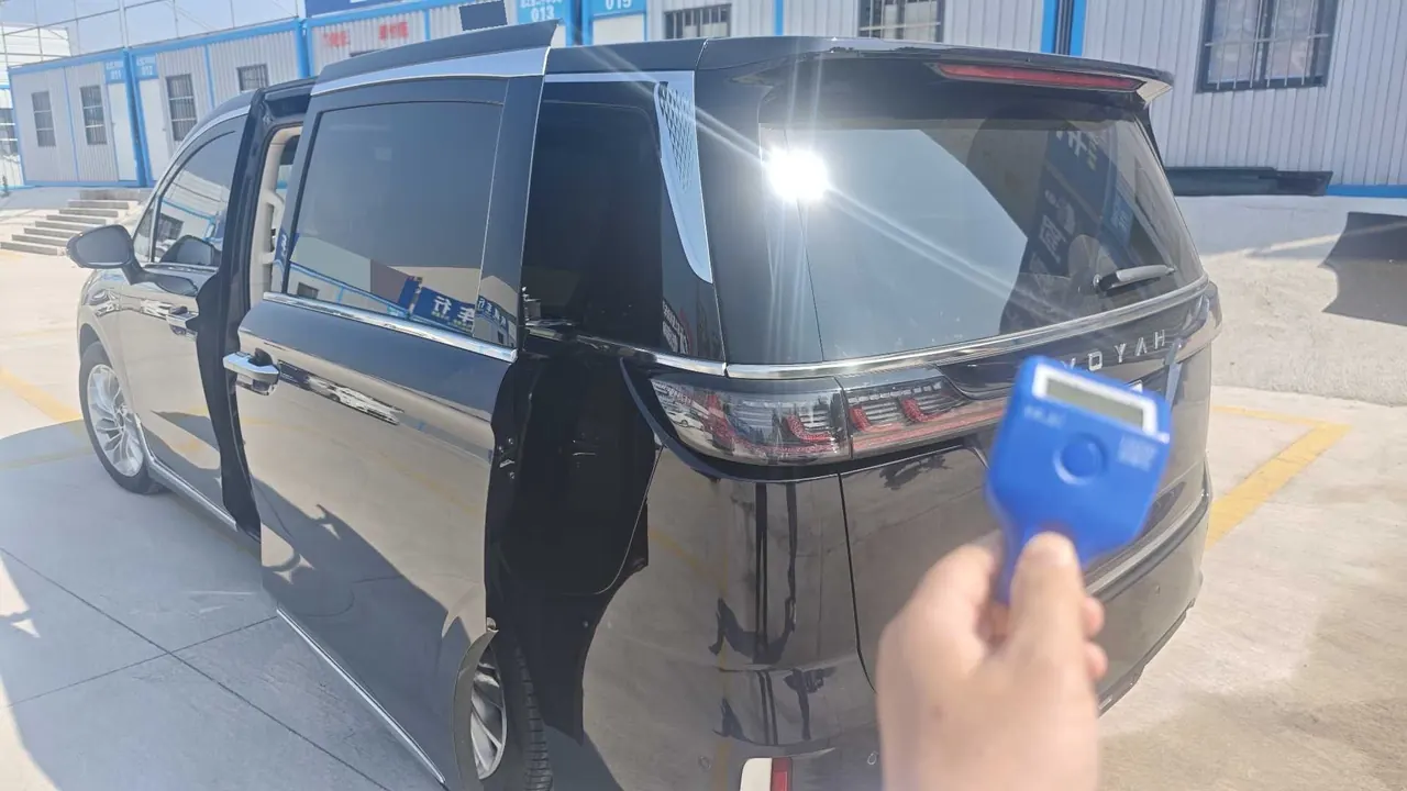 Voyah 2024 Dreamers PHEV 1.5T Long Endurance Premium Edition Automatic Gear 2