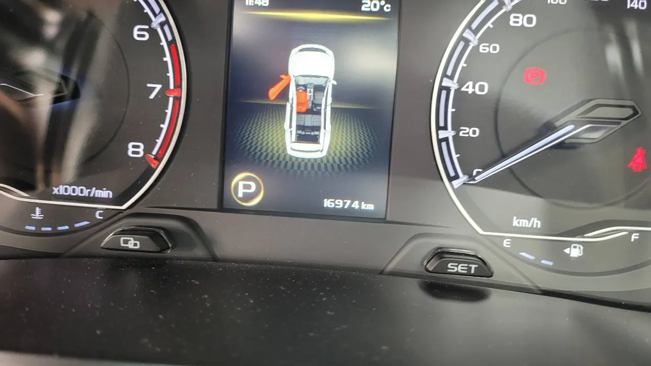 Geely Vision SUV(X6) 2021 Vision X6 Pro 1.4T Premium Automatic 14