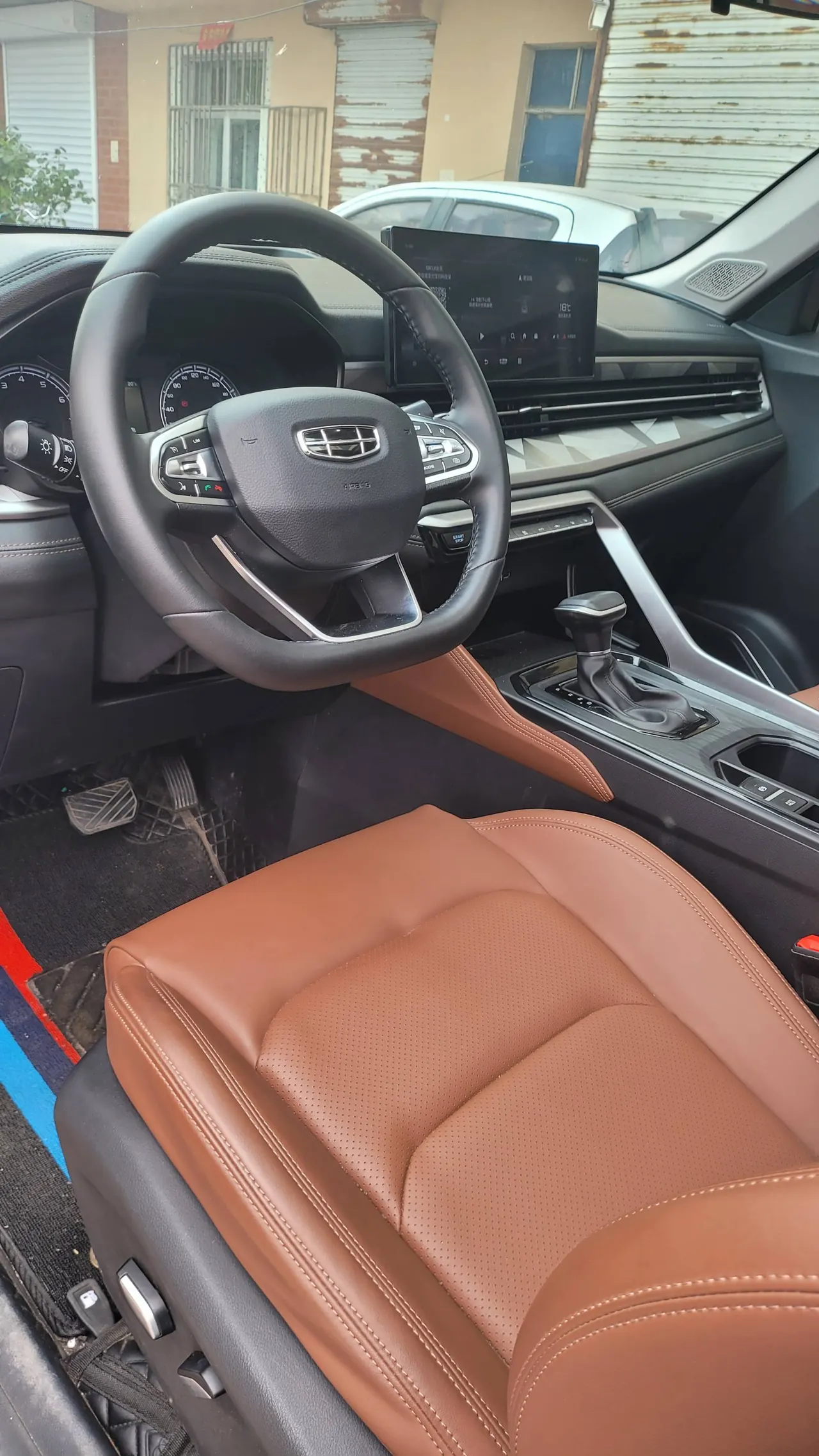 Geely Vision SUV(X6) 2021 Vision X6 Pro 1.4T Premium Automatic 6
