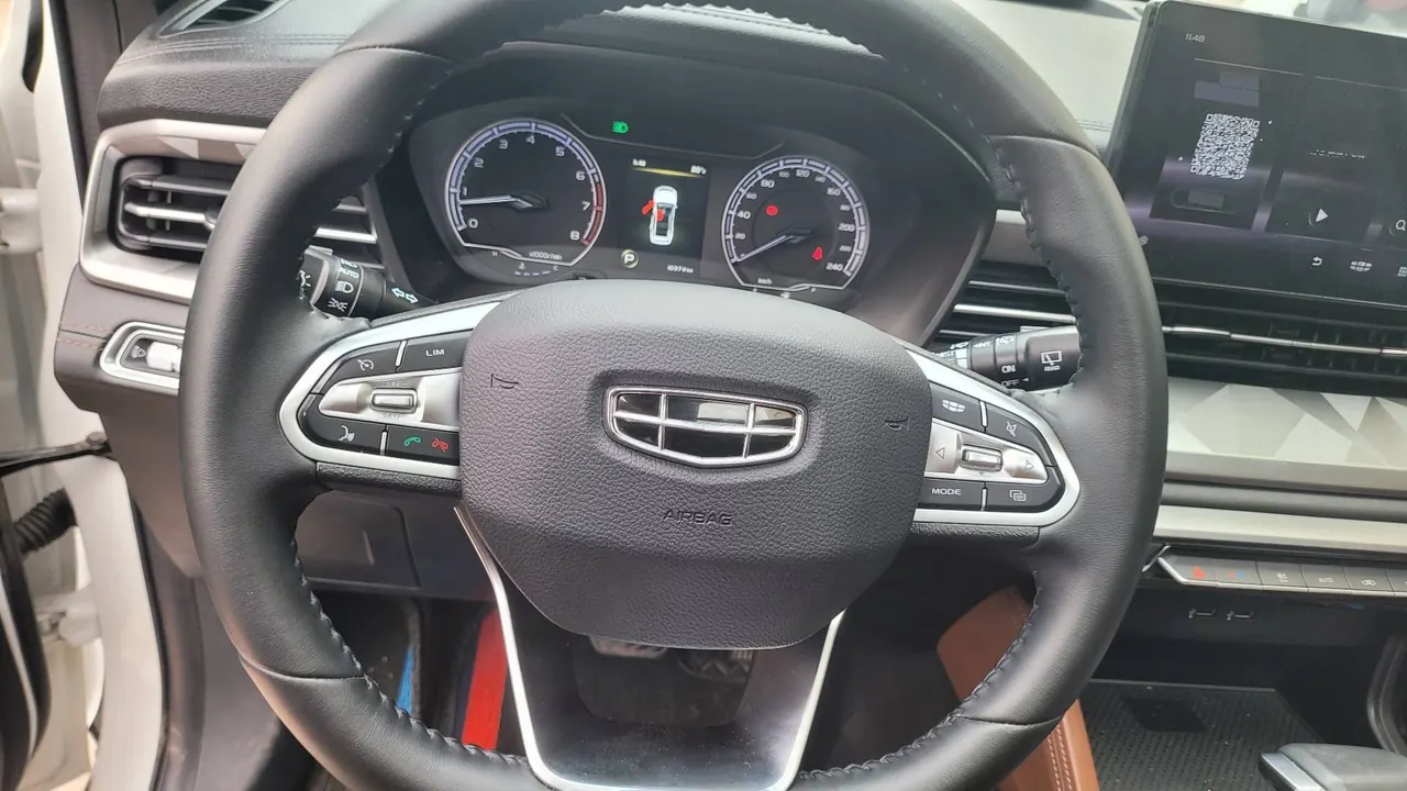 Geely Vision SUV(X6) 2021 Vision X6 Pro 1.4T Premium Automatic 9