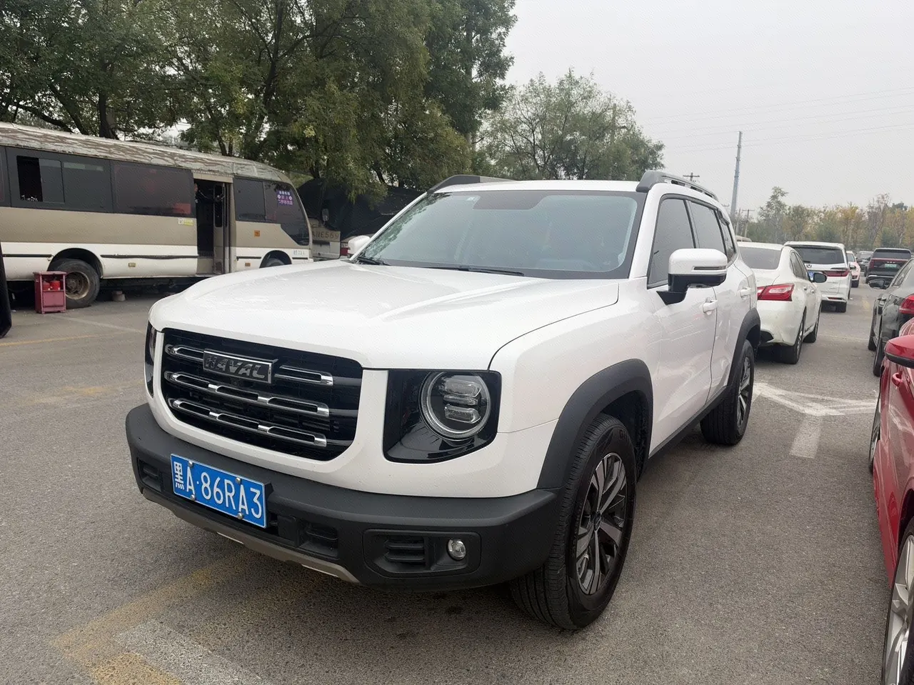 Haval 2022 cool dog 1.5T two-wheel drive tide version of automatic gear - View 1