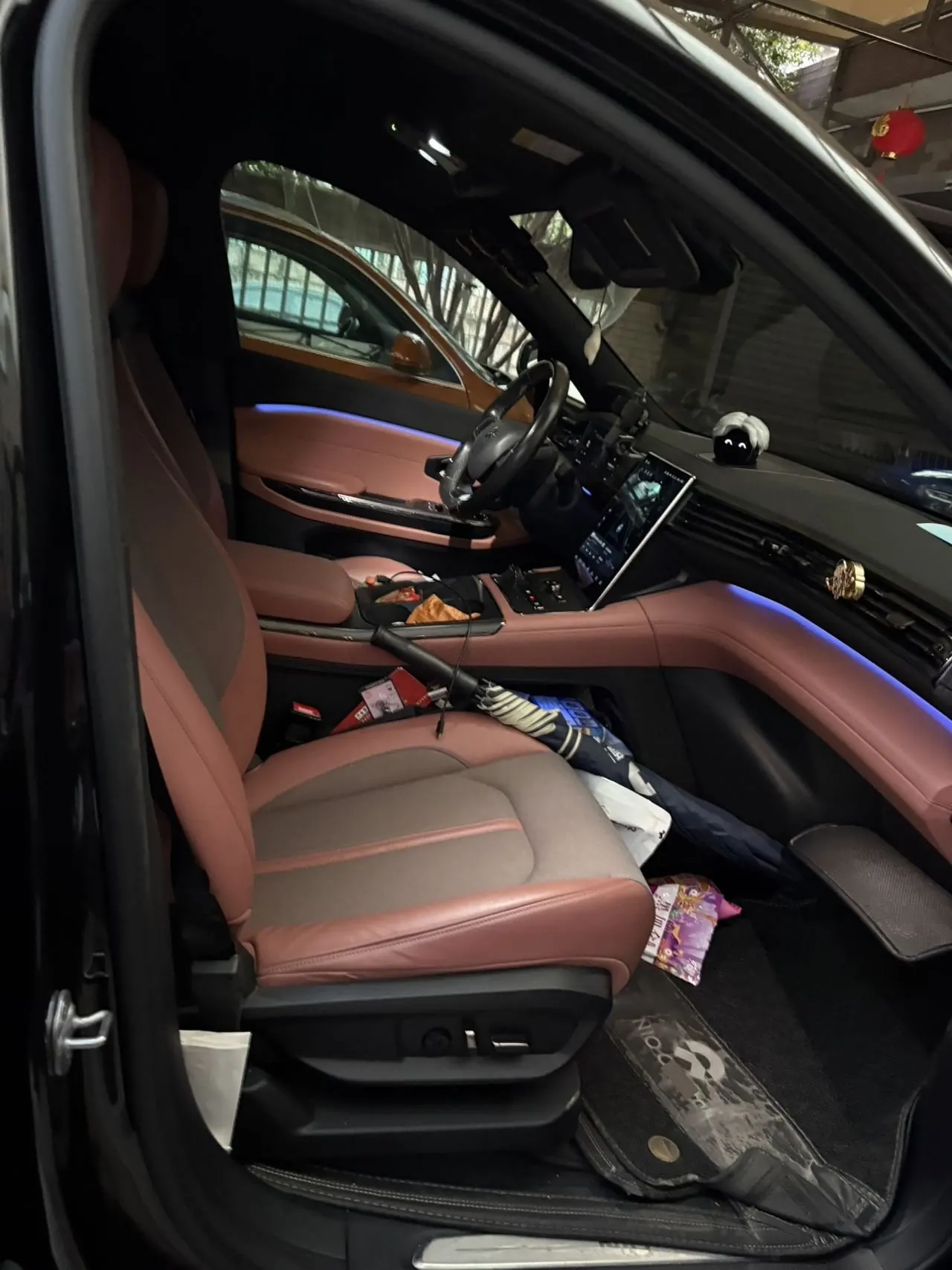 NIO 2020 EC 6 605KM Sports Edition Automatic Gear 9