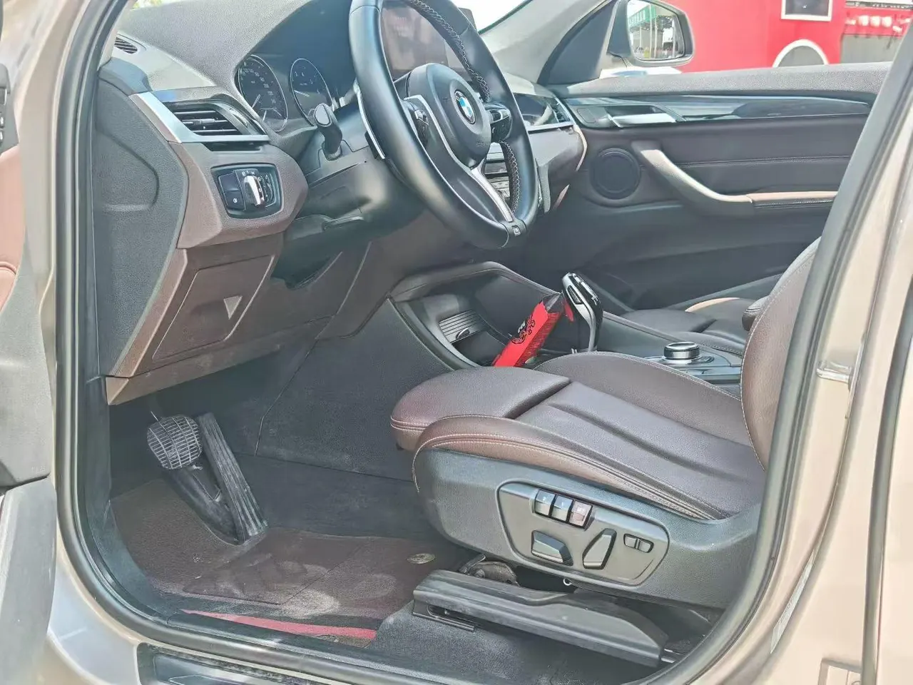 BMW 2020 X1 sDrive25Li 2.0T Leading Automatic Gear 4
