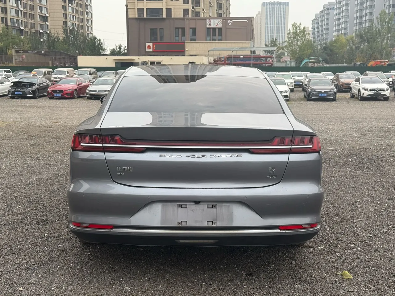 BYD 2020 Han DM 2.0T four-wheel drive performance version luxury automatic gear 5