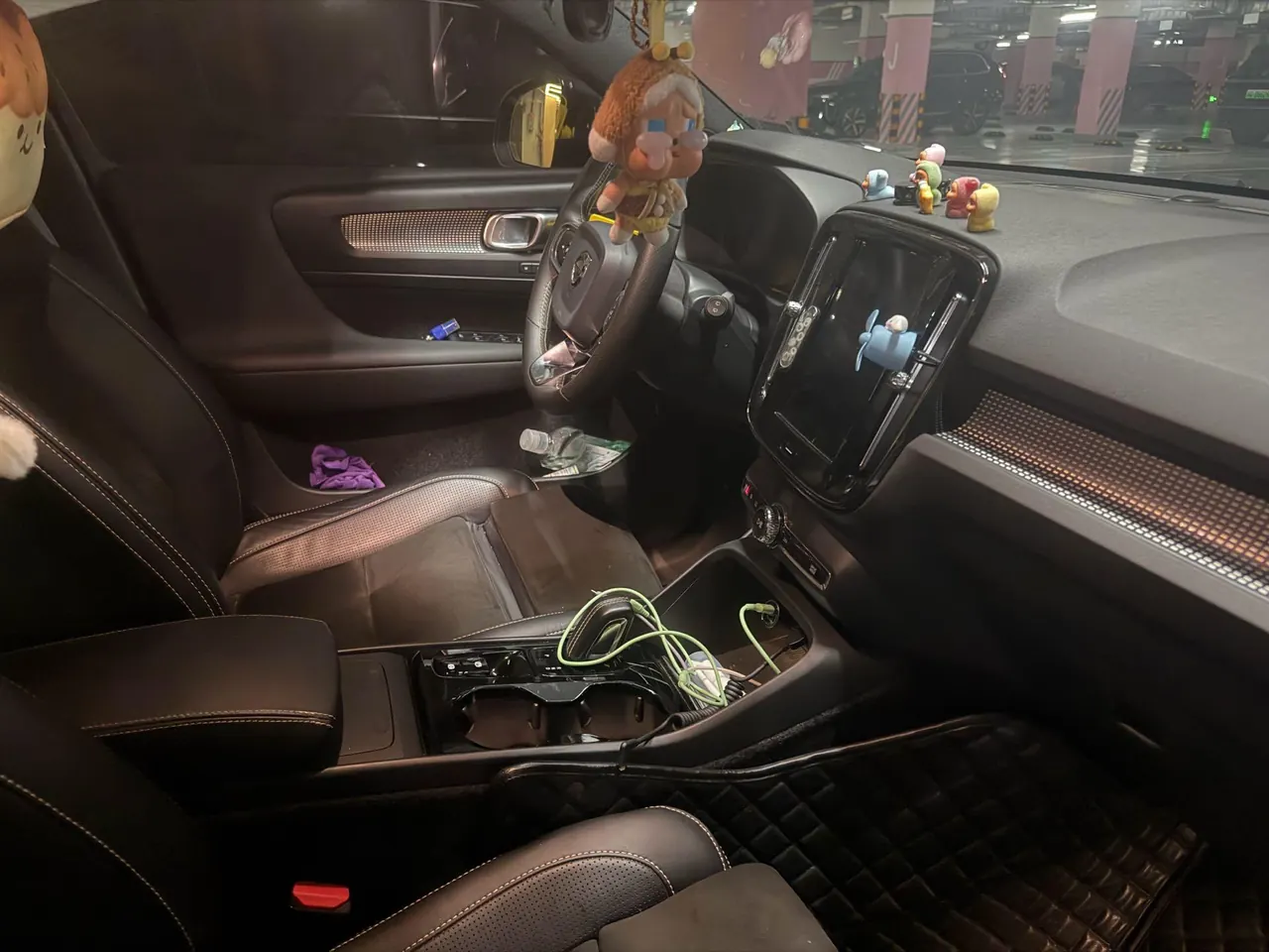 Volvo 2021 XC40 2.0T T4 4WD Zhiyuan Sports Edition Automatic Gear 3