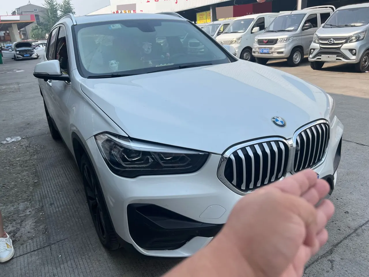 BMW 2022 X1 sDrive20Li 1.5T fashion automatic gear 2