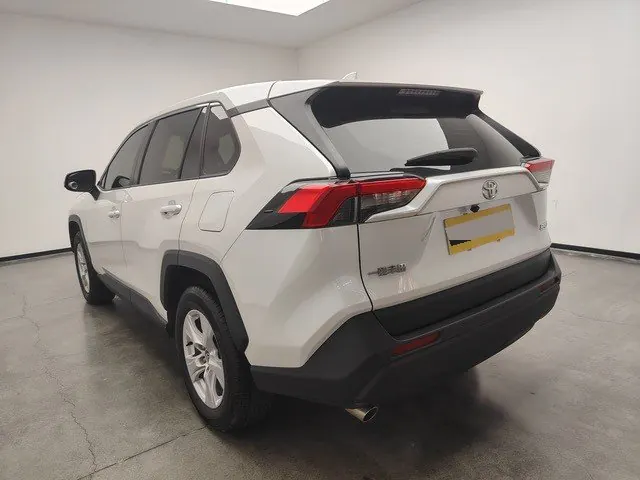 Toyota 2024 RAV4 Rongbo 2.0 Stepless Two-Drive City Edition Automatic Gear 5