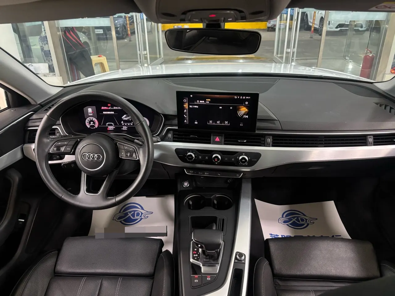 Audi 2020 A4L 2.0TFSI 40TFSI Fashion Dynamic Automatic 3