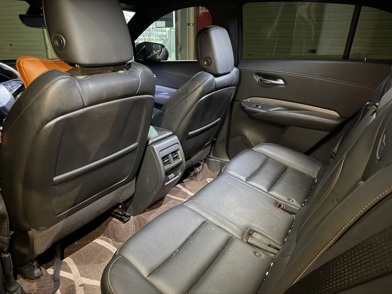Cadillac 2020 XT4 2.0T 28T Two-Drive Luxury (Modified) Automatic Gear 9