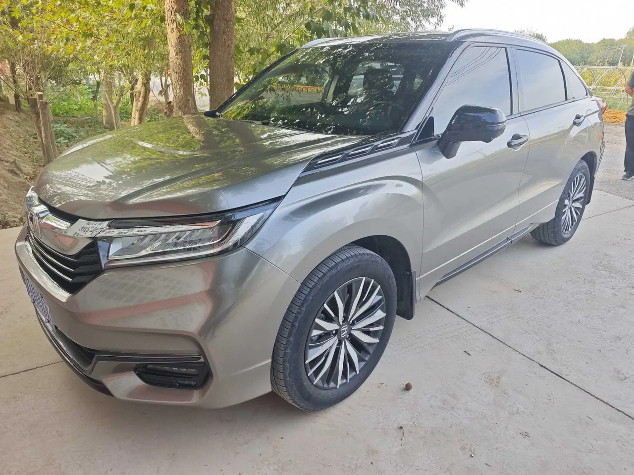 Open image lightbox: Honda 2020 crown road 2.0T 370TURBO four-wheel drive exclusive edition two-color automatic gear