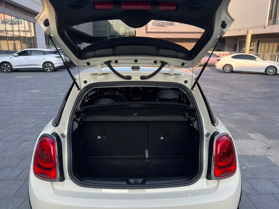 MINI Mini (imported) 2020 Mini One PLUS 1.5T automatic gear 5