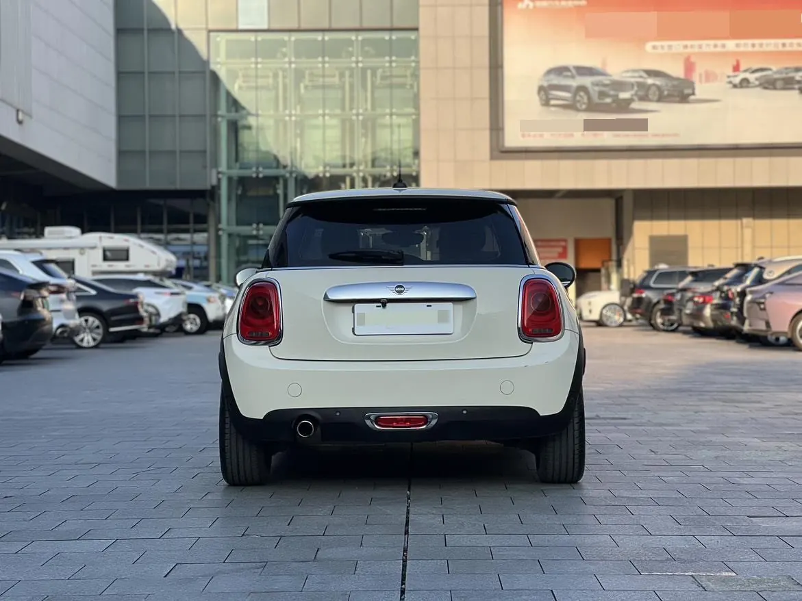 MINI Mini (imported) 2020 Mini One PLUS 1.5T automatic gear 6