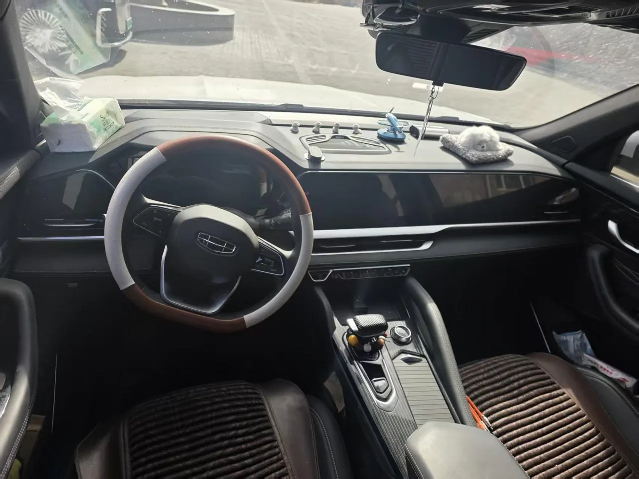 Geely 2024 XingyueL (Monjaro) 2.0TD EVO Two-Drive Long Wind Edition Automatic Gear 5