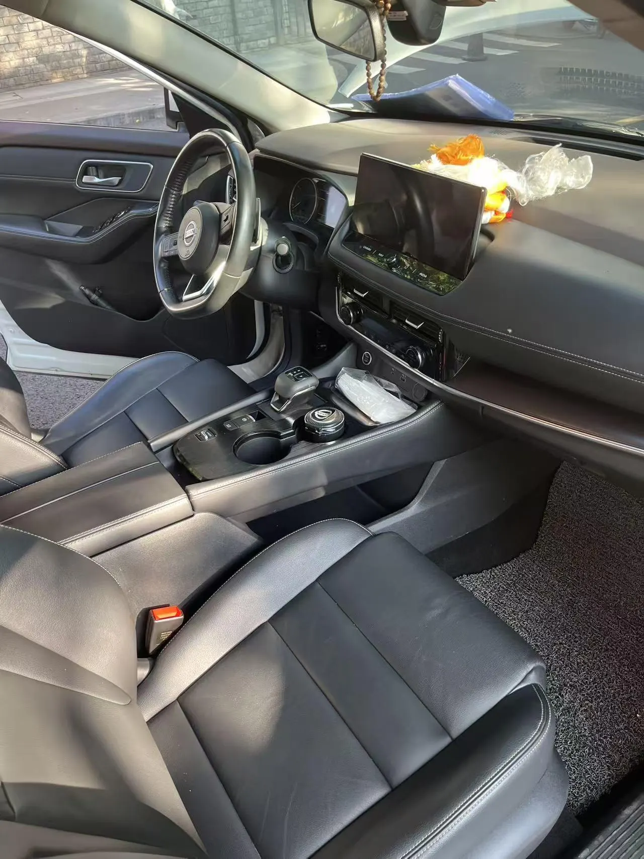Nissan 2021 Qijun 1.5T Stepless VC-Turbo 15000.00g Drive Deluxe Automatic Gear 3