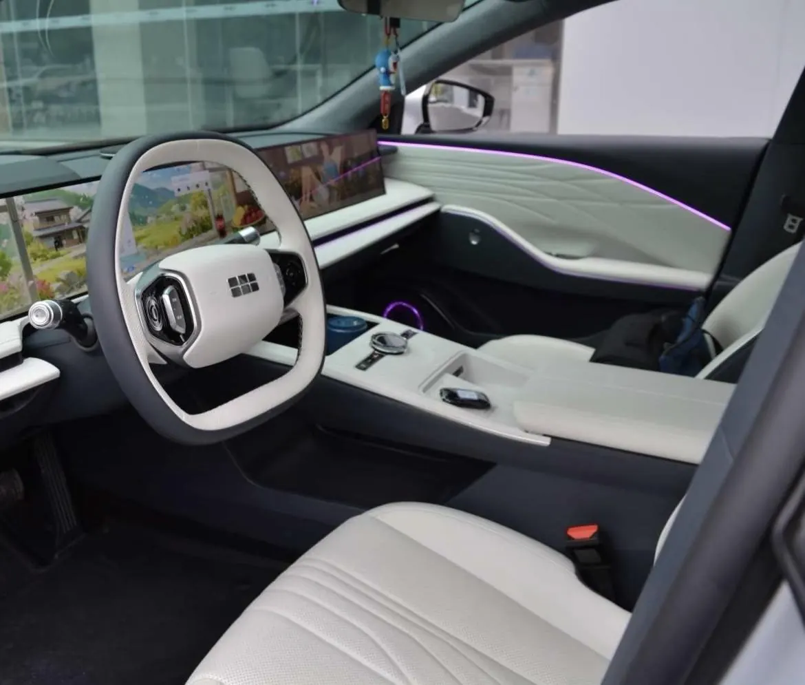 Geely Galaxy 2024 E 8 550km MAX automatic gear 4