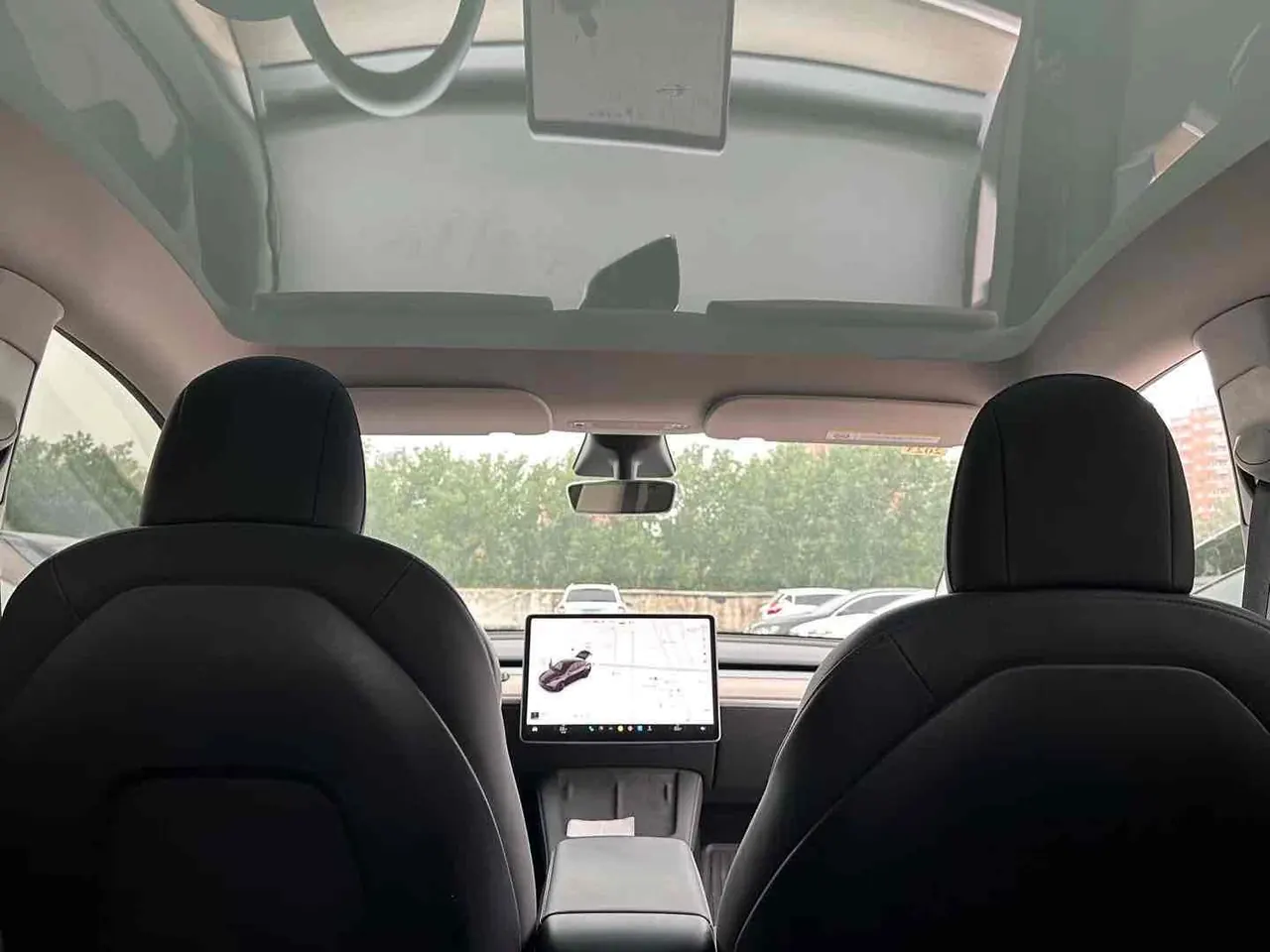 Tesla 2021 Model Y Standard Endurance Rear Drive Automatic Gear 2
