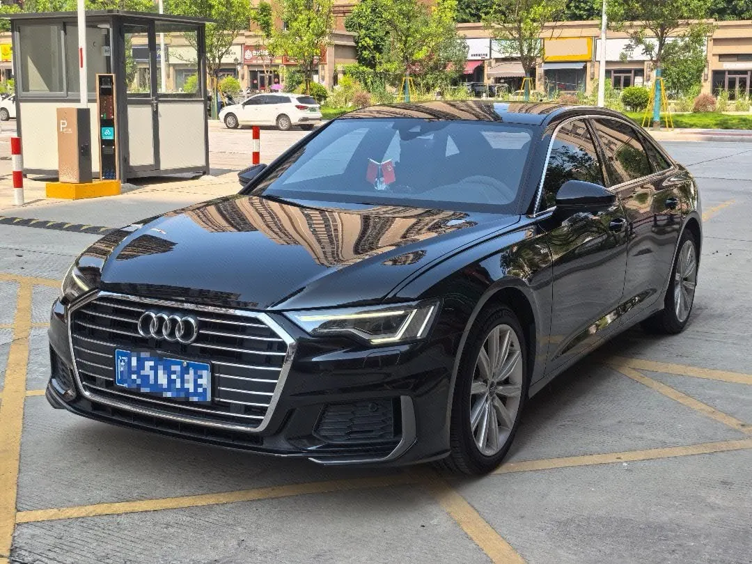 Open image lightbox: Audi 2020 A6L 2.0TFSI 45TFSI Selected Dynamic Automatic