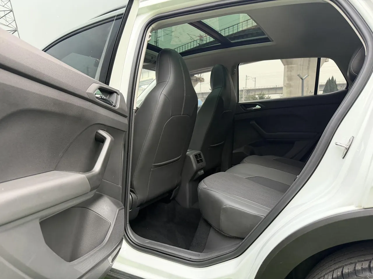 Volkswagen 2022 T-Cross (Tujia) 1.5 Comfort Edition Automatic Gear 7