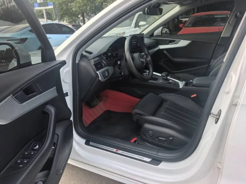 Audi 2020 A4L 2.0TFSI 40TFSI Fashion Dynamic Automatic 4