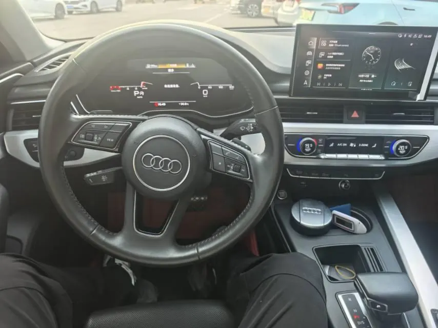 Audi 2020 A4L 2.0TFSI 40TFSI Fashion Dynamic Automatic 7