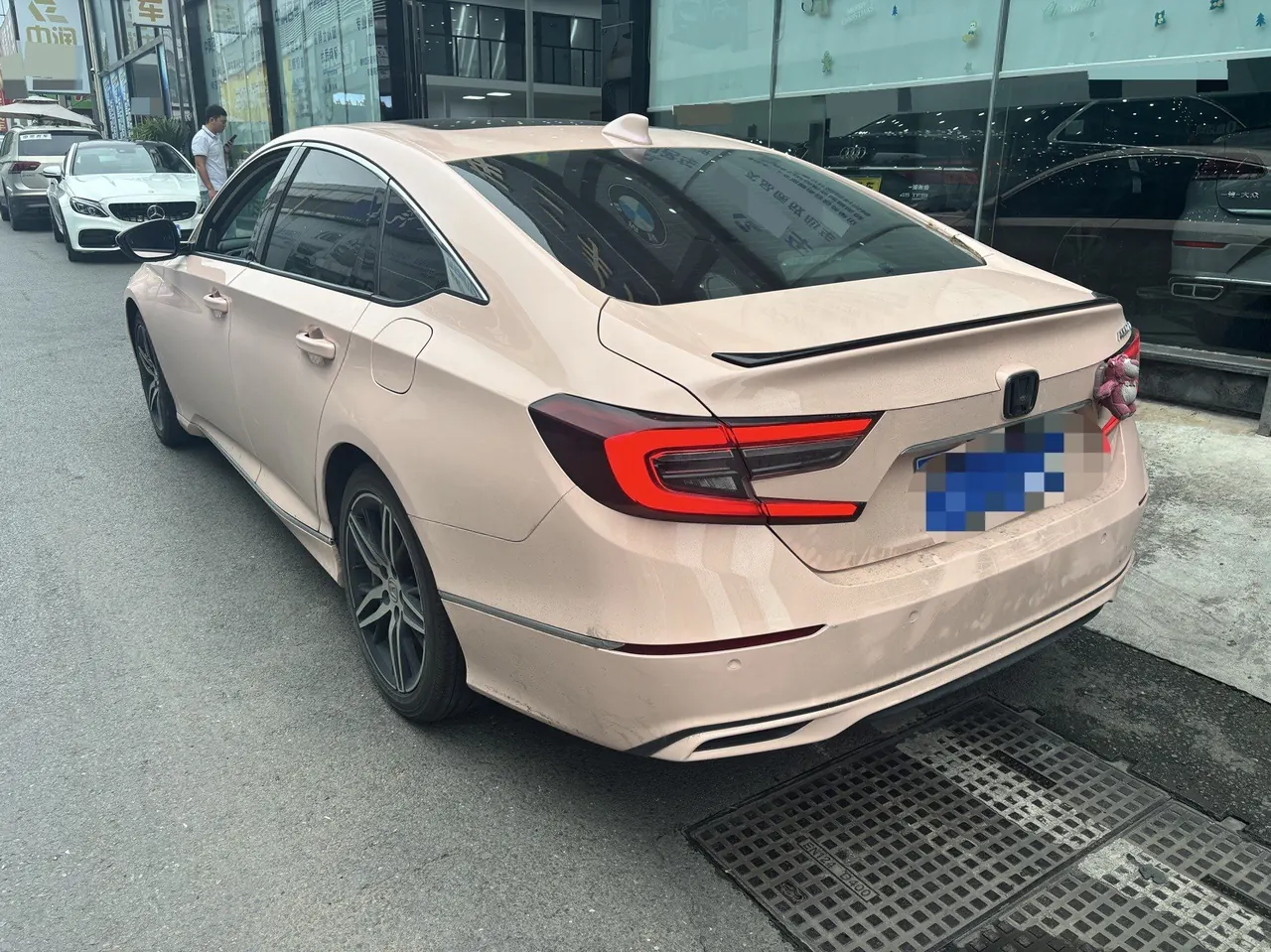 Honda 2022 10th Generation Accord Hybrid 2.0 Stepless Magic Night Reed Edition Automatic Gear 4