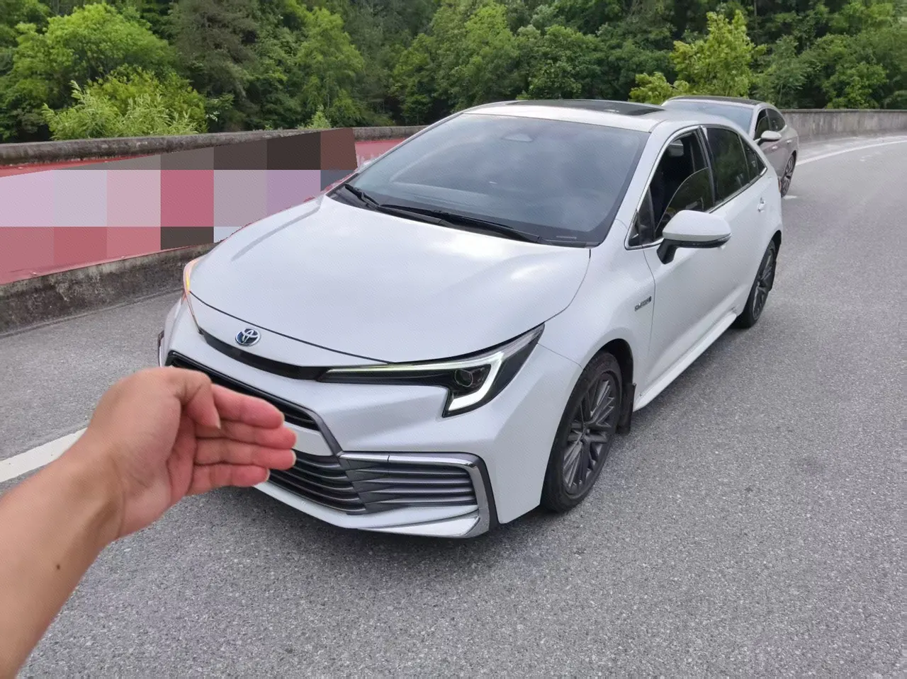 打开图片灯箱:Toyota 2023 Lingshang Shuangqing 2.0 Stepless Deluxe Automatic Gear