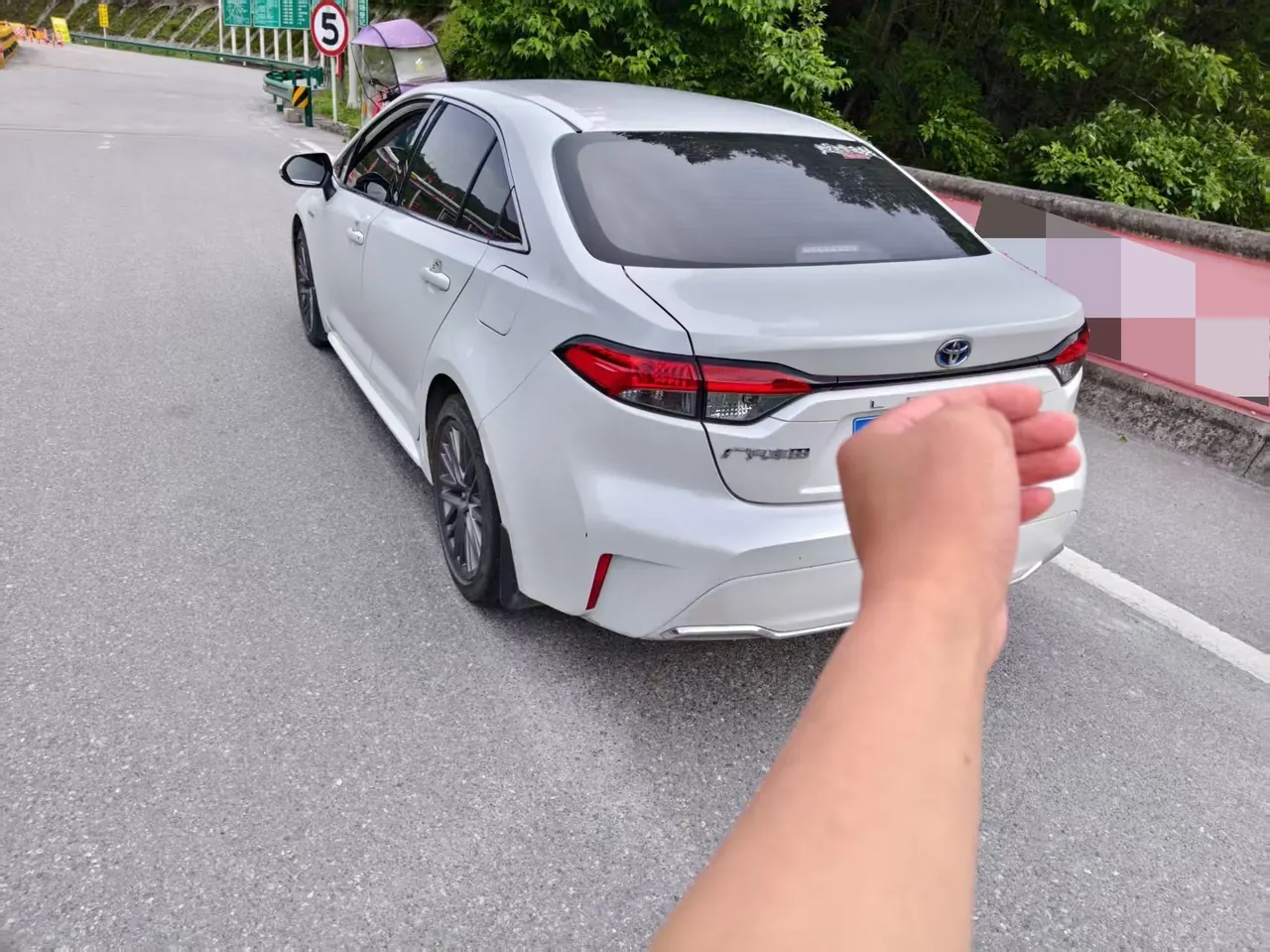Toyota 2023 Lingshang Shuangqing 2.0 Stepless Deluxe Automatic Gear 3