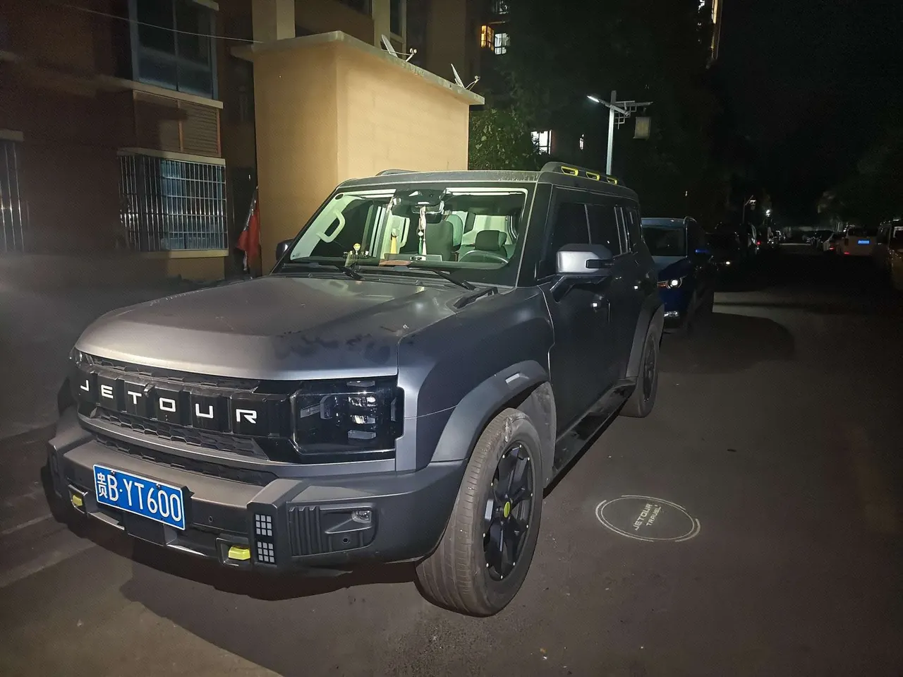 Открыть галерею: Jetour 2023 Traveler 2.0T Four-Wheel-Drive Cross-Country PRO Automatic