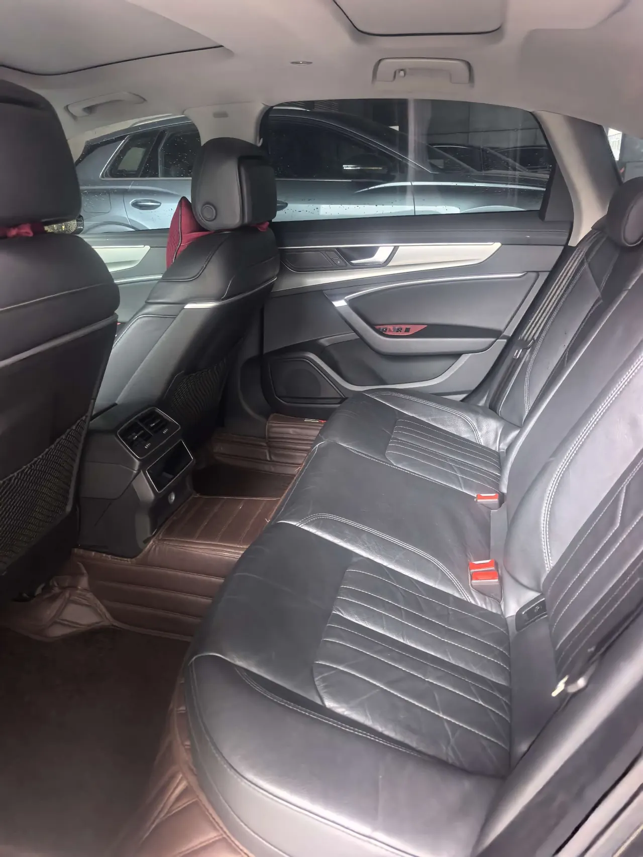 Audi 2021 A6L 2.0TFSI 45TFSI Zhenzhiya Automatic Gear 3