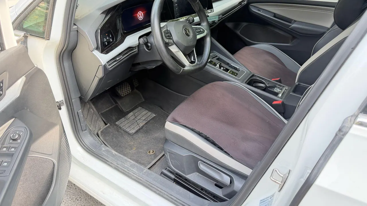 Volkswagen 2021 Golf 8 PRO 1.4TSI 280TSI Automatic 3