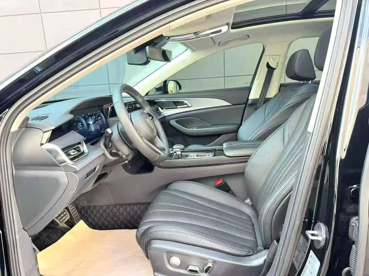 HongQi 2023 H5 2.0T Zhilian Flag Edition Automatic Gear 4