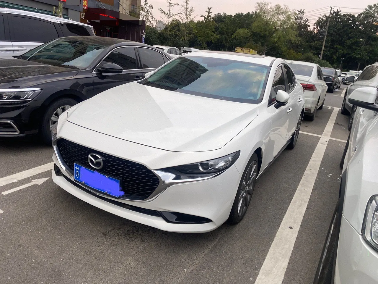 Открыть галерею: Mazda 3 Oncorsela 2021 Mazda 3 Oncorsela-sedan 2.0 elegant automatic gear