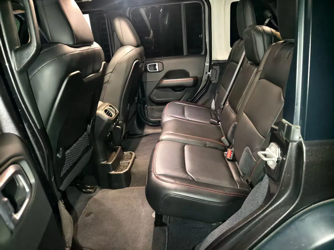 Jeep herdsman (Imported) 2024 herdsman 2.0T Robin Hood Four-door Automatic Gear 4