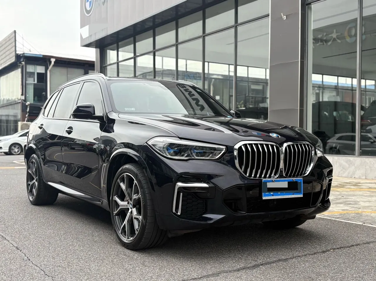 BMW 2022 X5 xDrive40Li 48V 3.0T M sports suit (modified) automatic gear 3