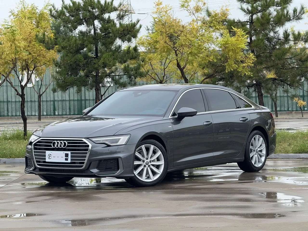 Audi 2021 A6L 2.0TFSI 45TFSI Selected Dynamic Automatic 3