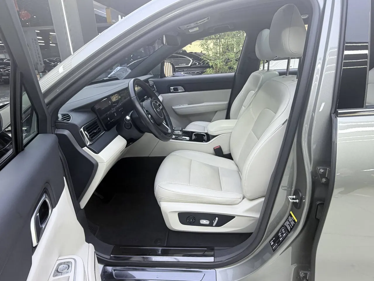 Li 2021 ONE 1.2T extended range 6-seat automatic gear 4