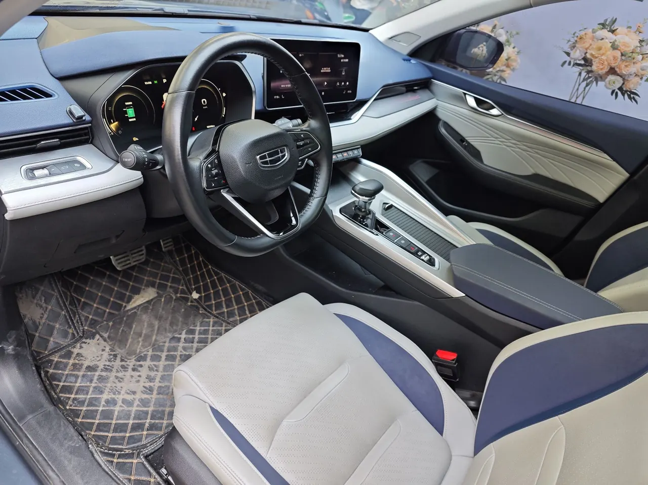 Geely 2021 xingrui 2.0T distinguished model (modified) automatic gear 6