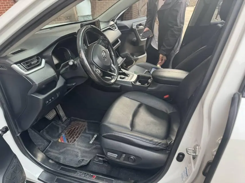 Toyota 2021 RAV4 Rongfang Double Engine 2.5 Stepless Four-wheel Drive Elite PLUS Edition Automatic Gear 4