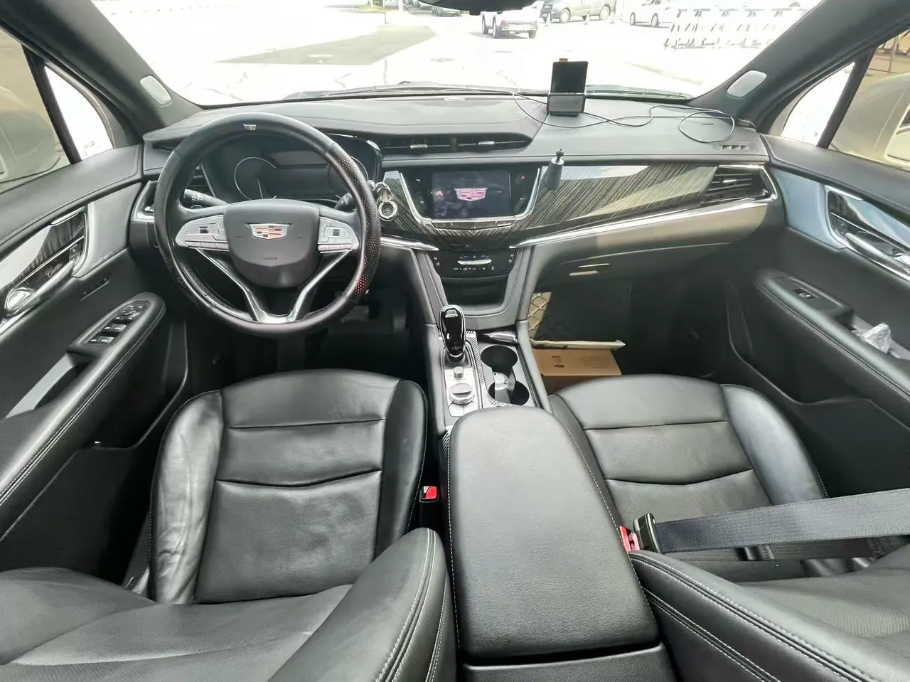 Cadillac 2022 XT6 48V 2.0T 6-seat four-wheel drive luxury automatic gear 5